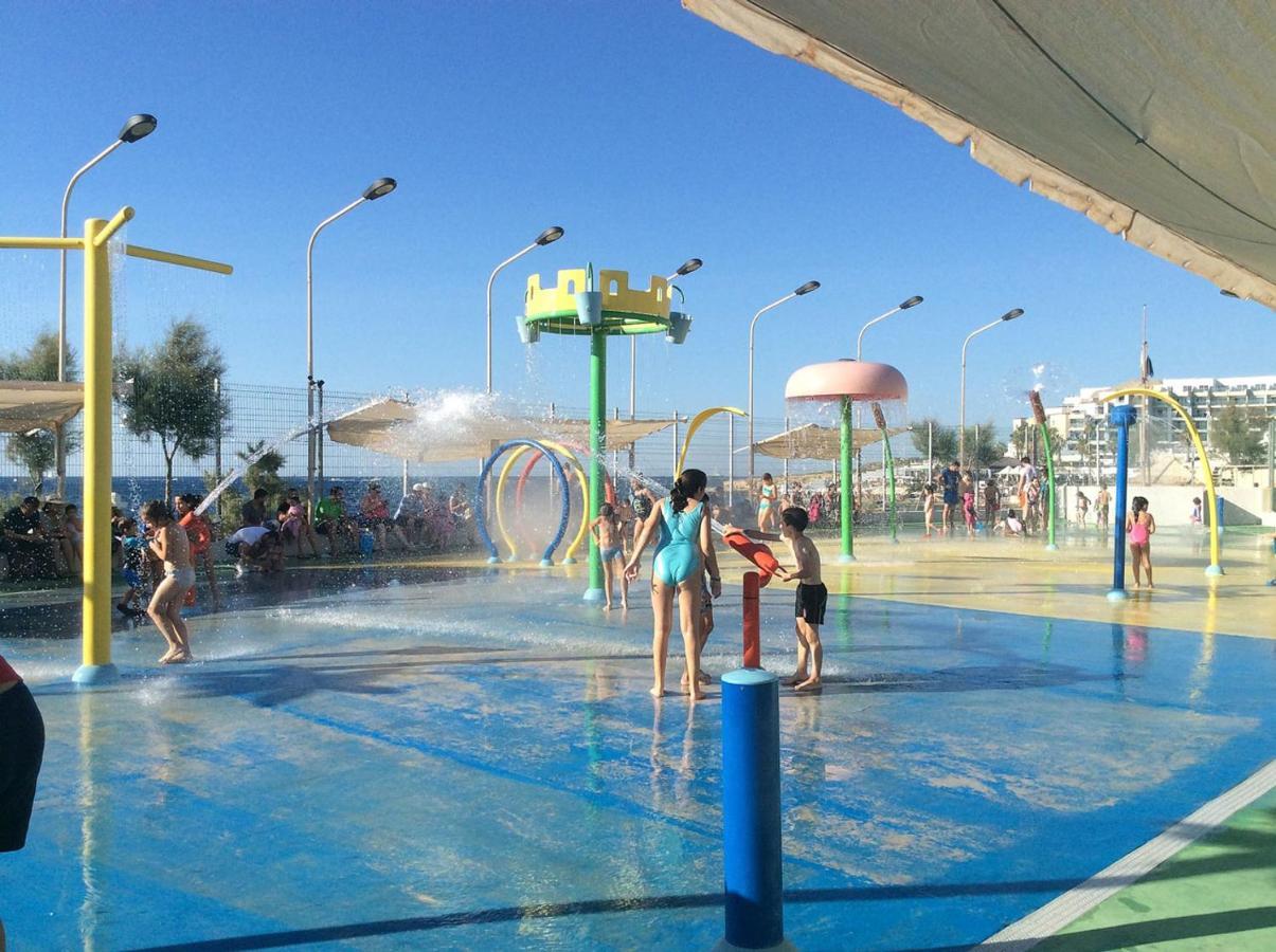 Coral Reef Apartments خليج سانت بول المظهر الخارجي الصورة