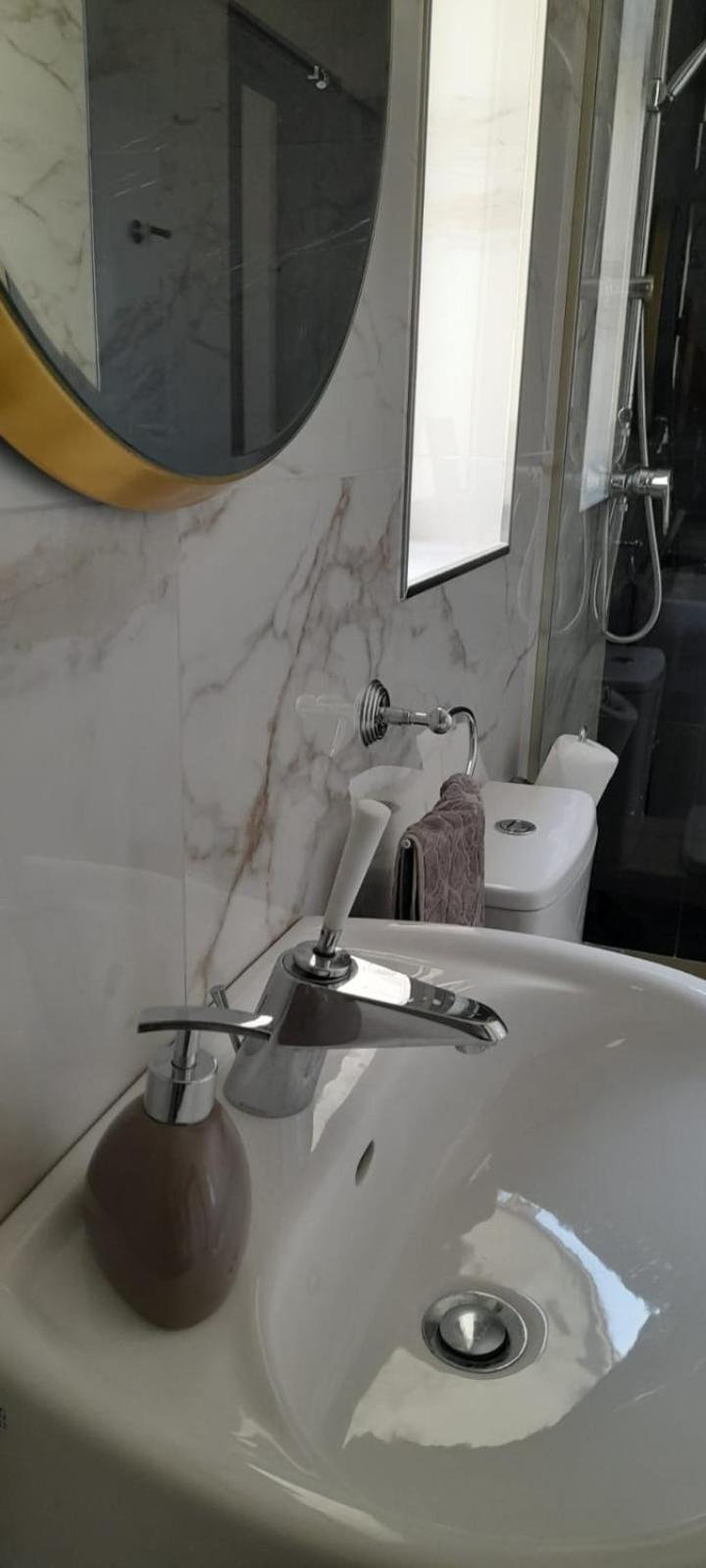Coral Reef Apartments خليج سانت بول المظهر الخارجي الصورة